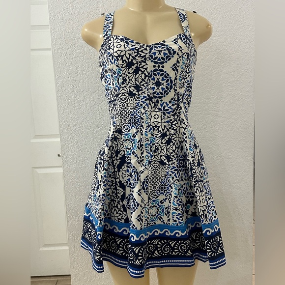 Avec Les Filles Sweetheart Neck Mini Sundress in Blue and White size 8 - Picture 3 of 13